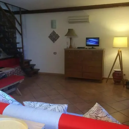Casa Mezzavia Apartment